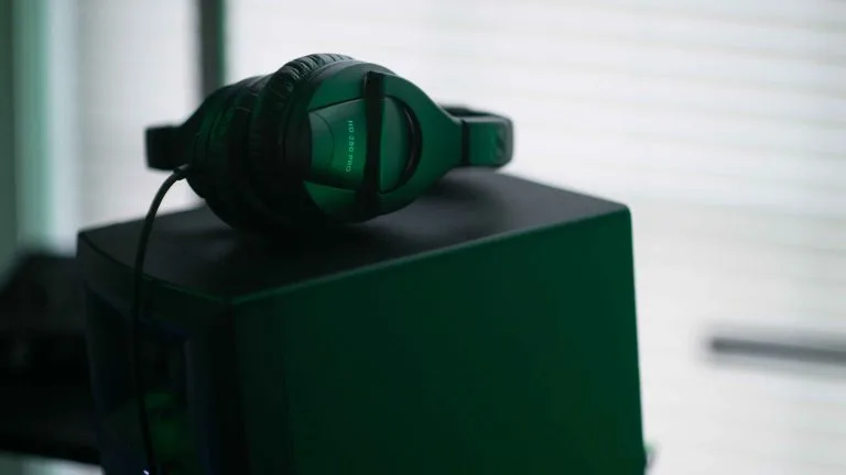 Uncover the Hidden Truth: Exploring the Power of Forensic Audio Enhancement and Clarification 7 andre hunter EHLbBpuZWVQ unsplash min 1